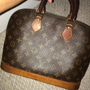 Vintage Louis Vuitton Alma MM